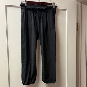 Ivivva Girls Black Drawstring Jogger Pants